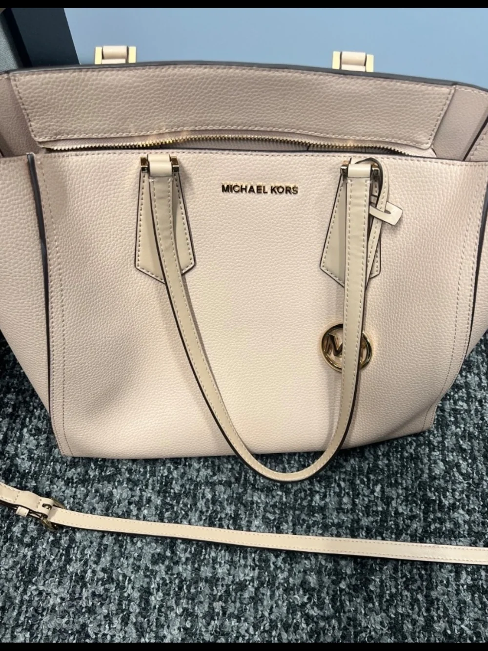 Michael Kors Women's Pale Pink Leather Tote Bag